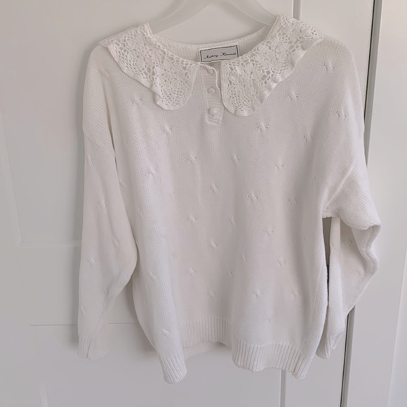 Vintage sweater with crochet details - Picture 1 of 4